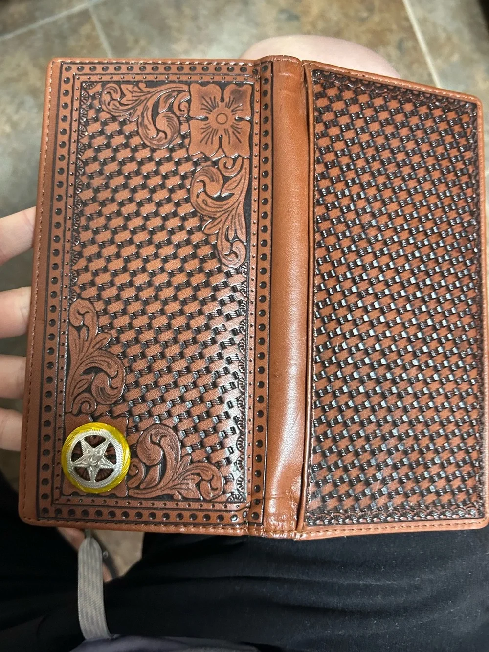 The Unbranded Brand inspired carry